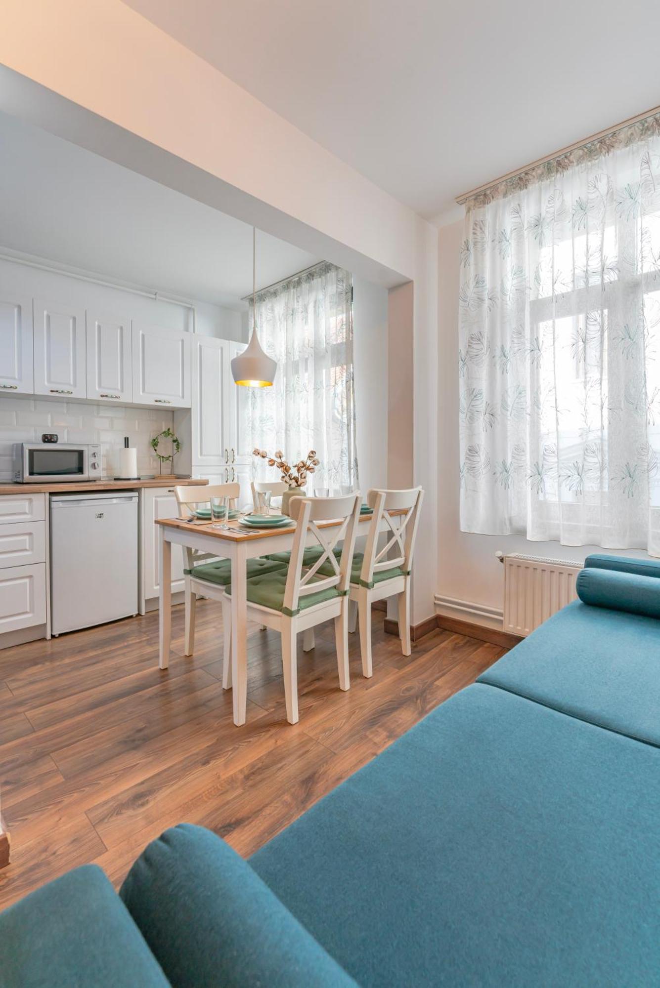 Apartamento Wagner Estate Feel The Old Town Vibe Braşov Exterior foto